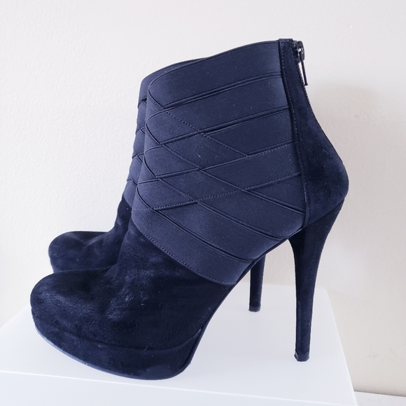 Stuart Weitzman Papoose Black Suede Booties - 8 - Picture 6 of 14